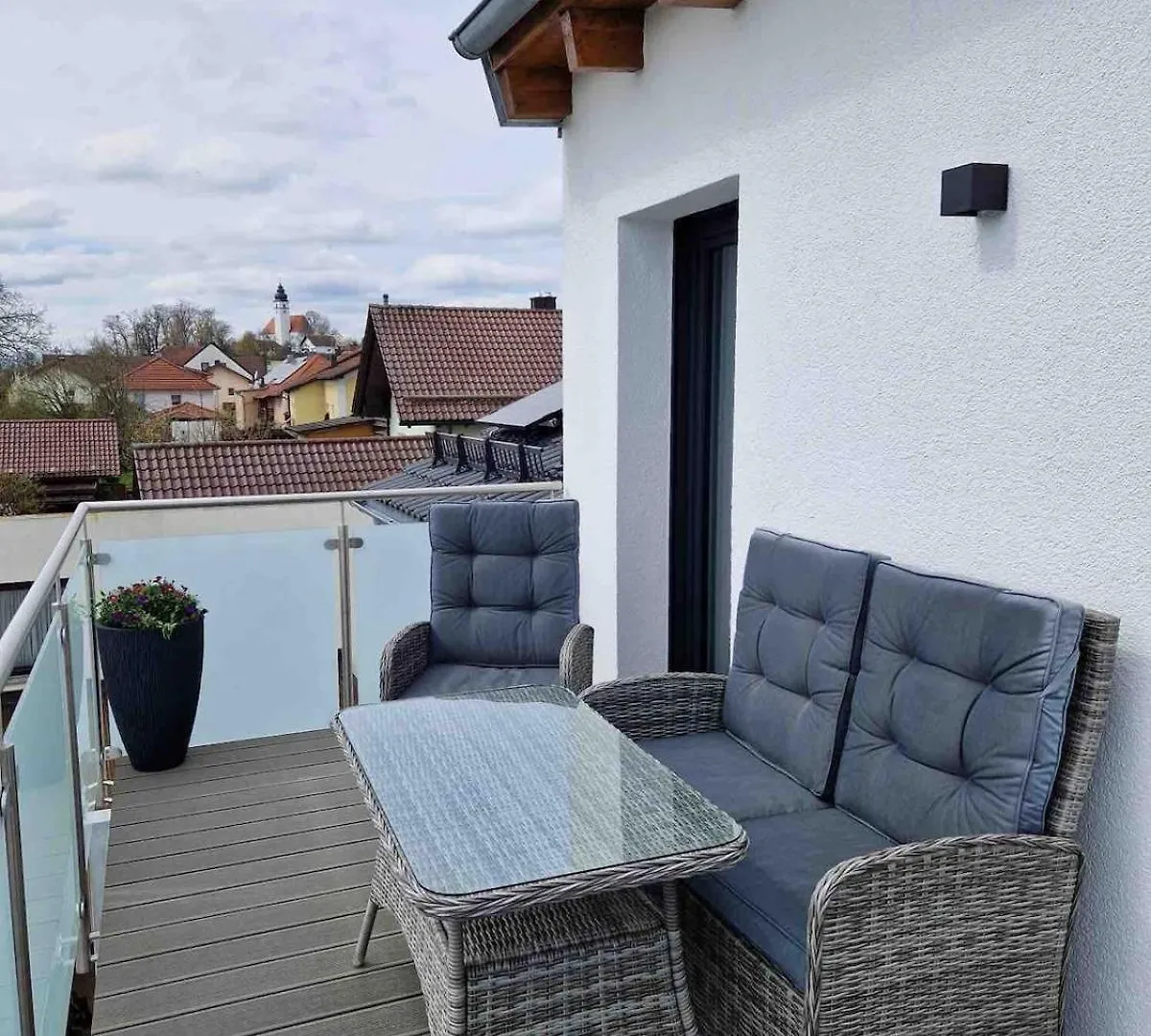 Neue Moderne Ferienwohnung Mit Infrarot Sauna Hengersberg Apartament