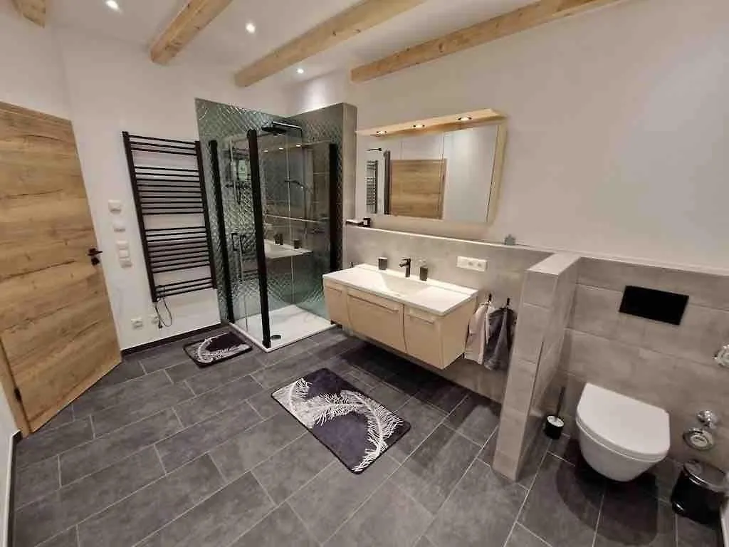 Neue Moderne Ferienwohnung Mit Infrarot Sauna Hengersberg 0*,  Niemcy