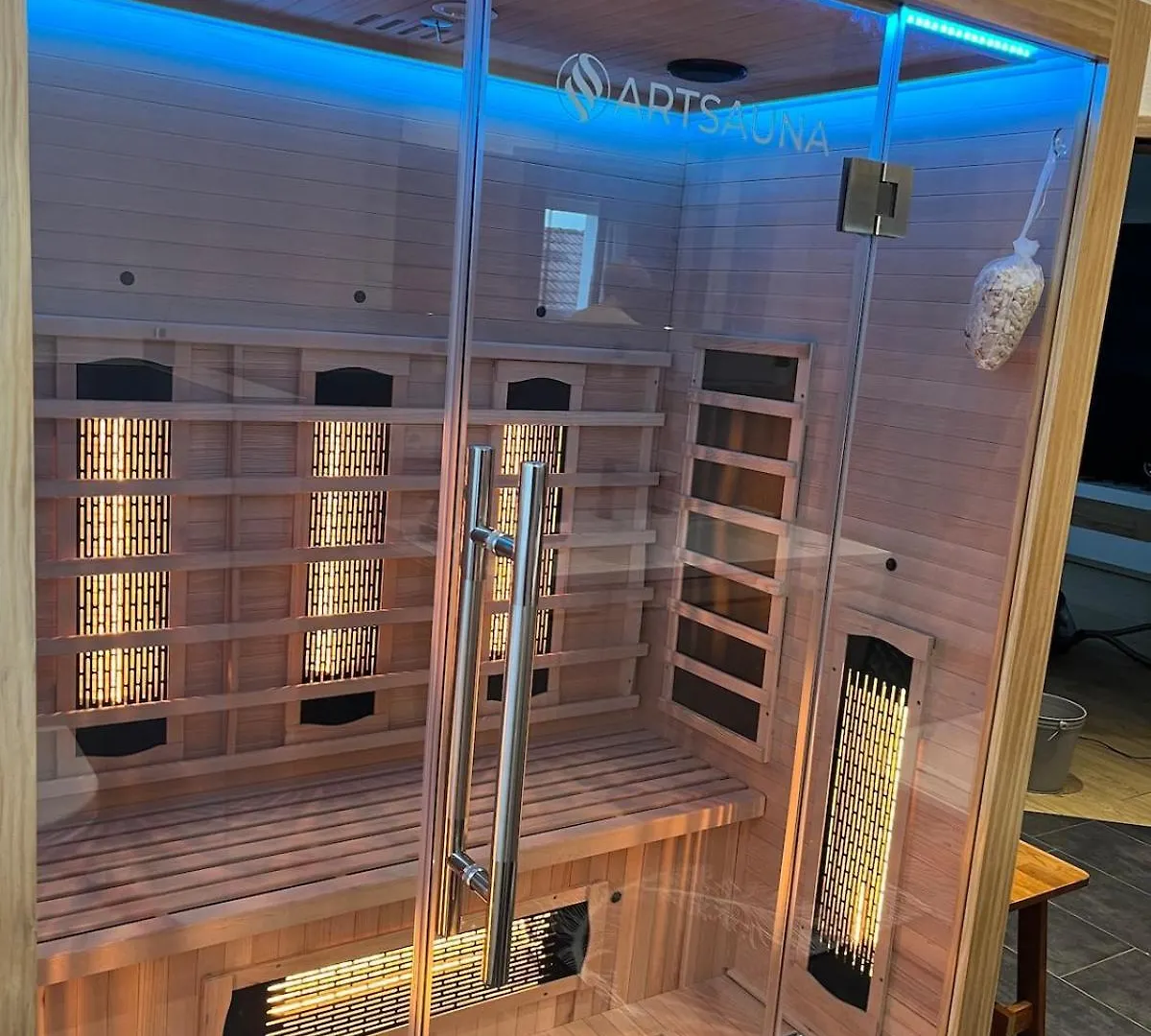 Neue Moderne Ferienwohnung Mit Infrarot Sauna Hengersberg Niemcy