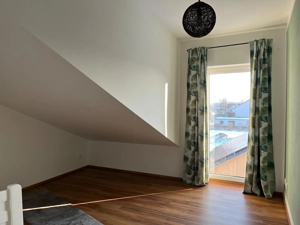 Neue Moderne Ferienwohnung Mit Infrarot Sauna Hengersberg Niemcy