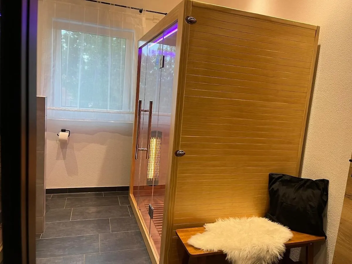 Neue Moderne Ferienwohnung Mit Infrarot Sauna Hengersberg 0*,  Niemcy