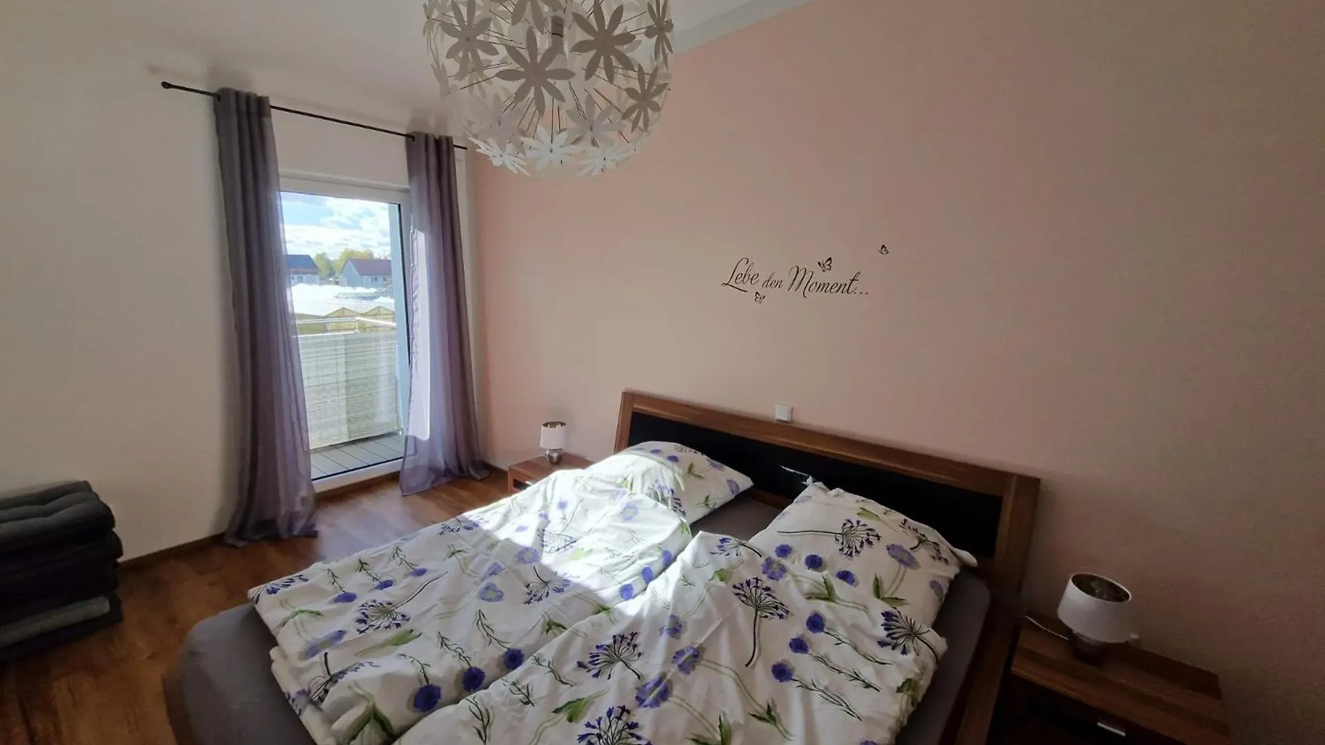 Neue Moderne Ferienwohnung Mit Infrarot Sauna Hengersberg 0*,  Niemcy